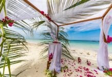 Zgrany duet – jak dopasować styl Pana Młodego do sukni Panny Młodej