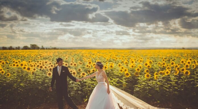 Goście z talentem? Zorganizuj „Weselne Mam Talent”!