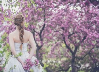 Dodatki sezonowe – parasolka na lato, peleryna na zimę