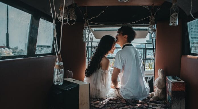 Jak poradzić sobie z hejtem po ślubie w mediach społecznościowych?