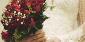 Jak pogodzić rodziny przed ślubem – poradnik dla narzeczonych