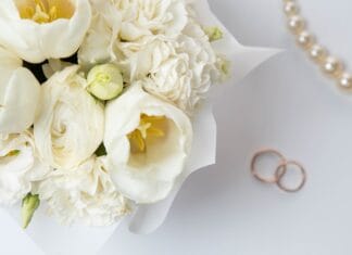 Plan wizyt u fryzjera, kosmetyczki i stylisty przed ślubem