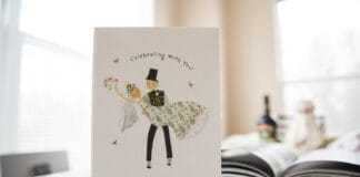 Dekoracje z balami siana i paletami – styl rustykalny inaczej