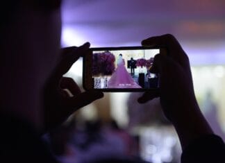 Okrycie wierzchnie na chłodniejszy dzień – elegancko i praktycznie